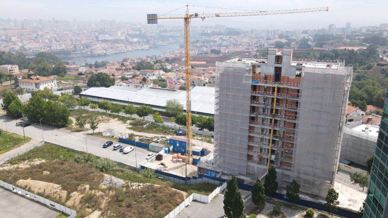 D'Ouro Tower