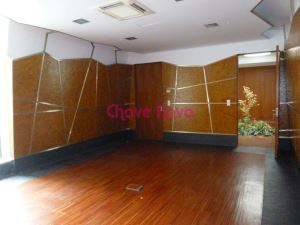 Escritório com 585 m² em Zona central de V. N. Gaia