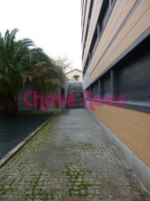 Escritório com 585 m² em Zona central de V. N. Gaia