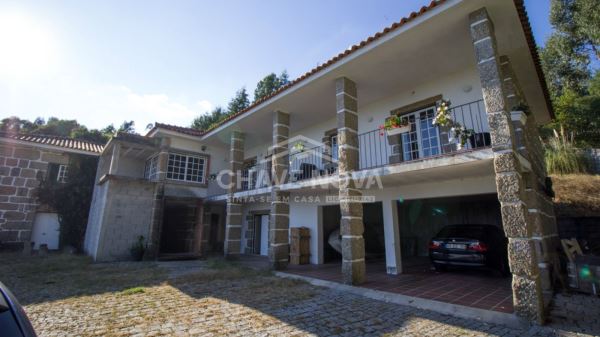 Moradia - Penafiel