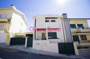 Townhouse T3, para Sale