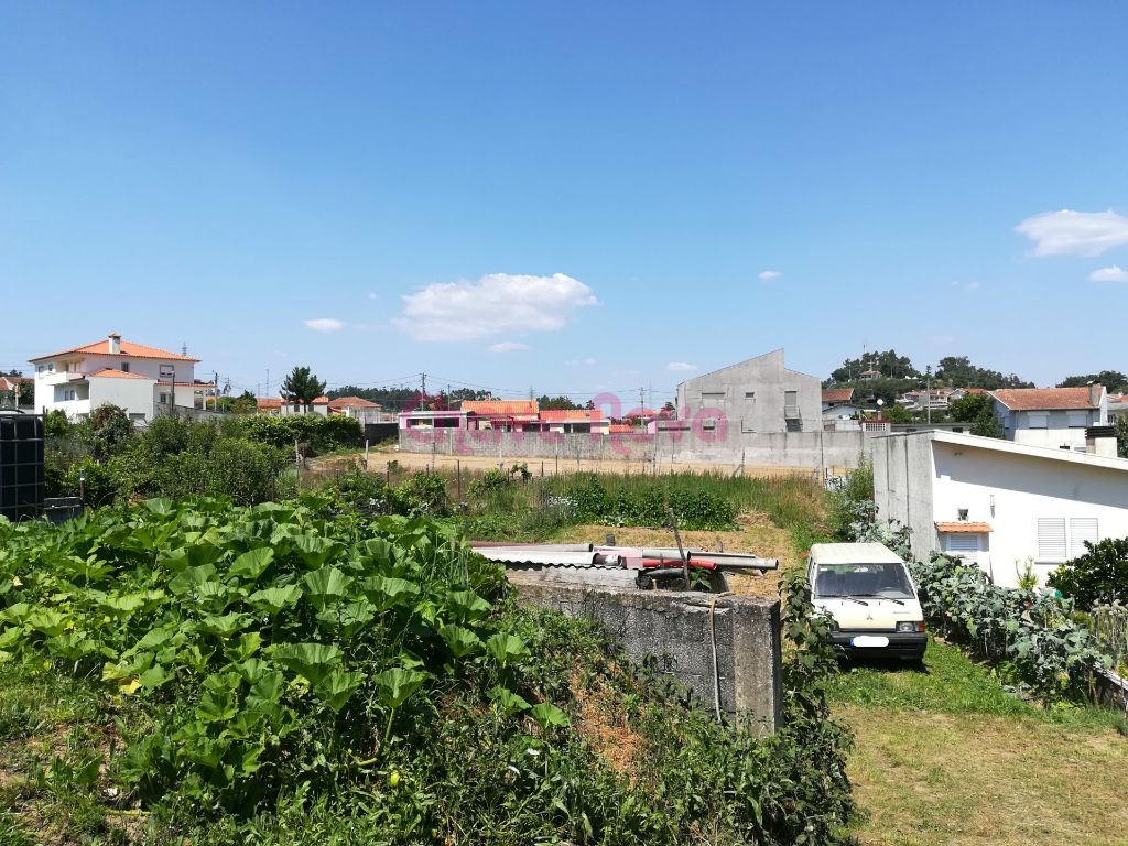 Terreno para construção de moradia próximo centro de Sanguedo
