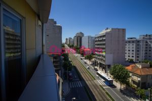 T4 na Avenida da República