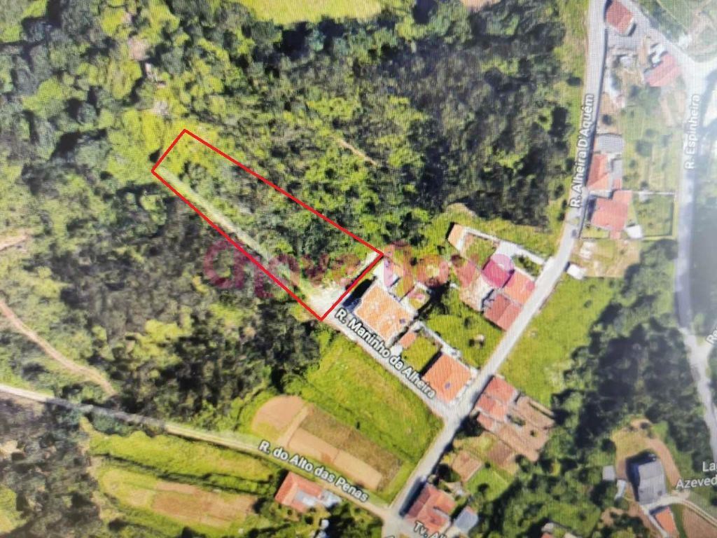 Terreno p/ construção de moradias