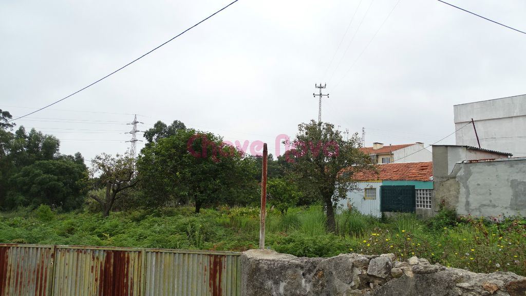 Terreno p/ construção de moradias 3 ou 4 frentes