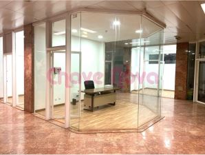 Loja em centro comercial, para Arrendamento