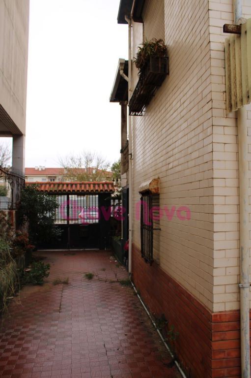 Moradia T6 para Venda em Espinho Foto 2