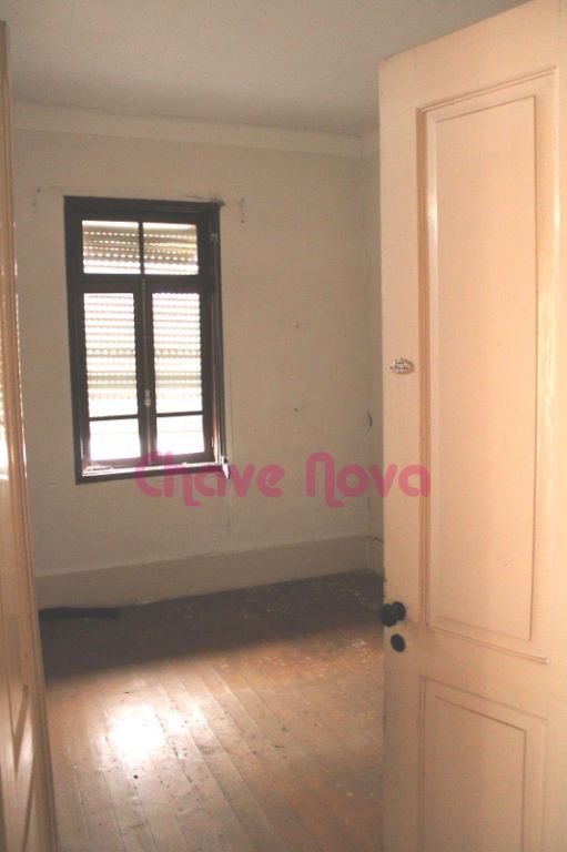 Moradia T6 para Venda em Espinho Foto 12