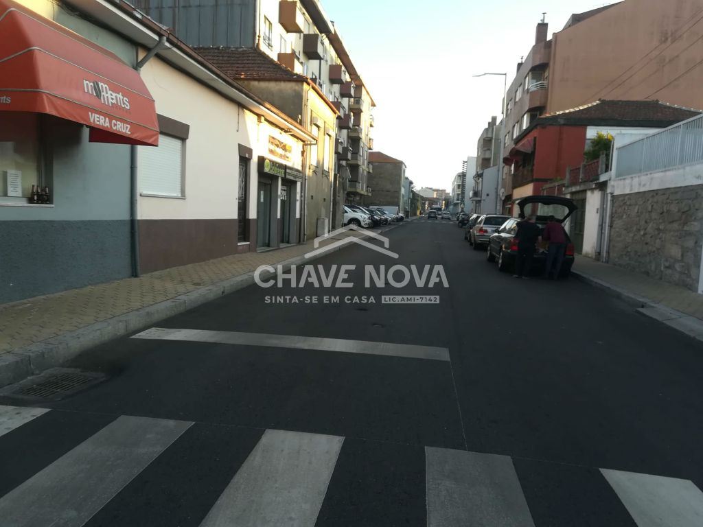 Moradia T2 para Venda em Santa Marinha e São Pedro da Afurada