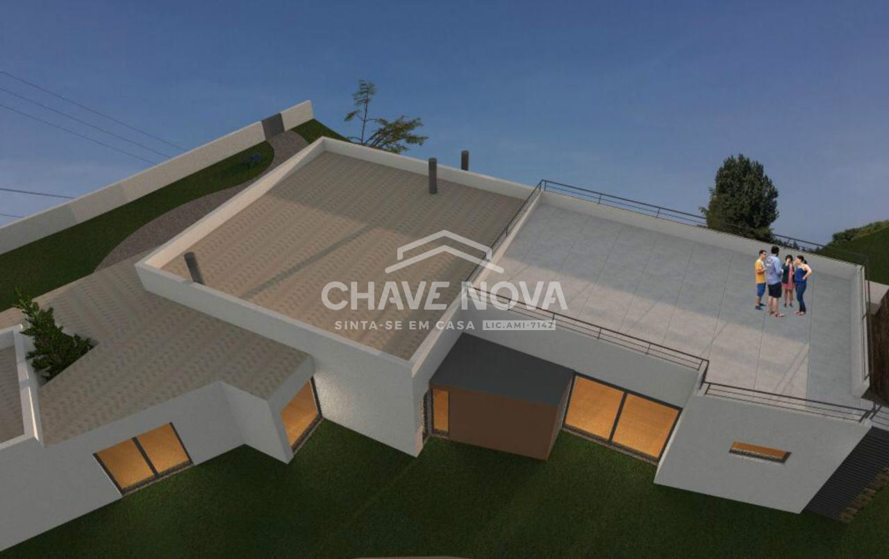 Terreno para Venda em Canedo, Vale e Vila Maior