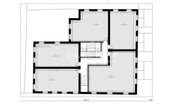 Venda de 2 Moradias T4, localizada em Espinho a 450m da praia! Ideal para investidores!