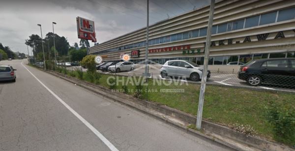 Shop in a shopping center, para Rent