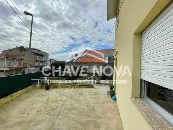 Semi-detached house T3, para Sale