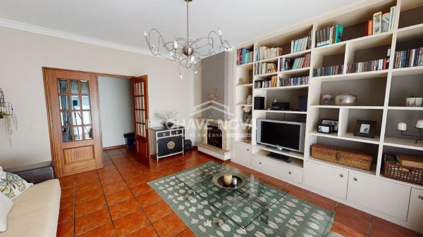 Piso-vivienda T3, para Compra