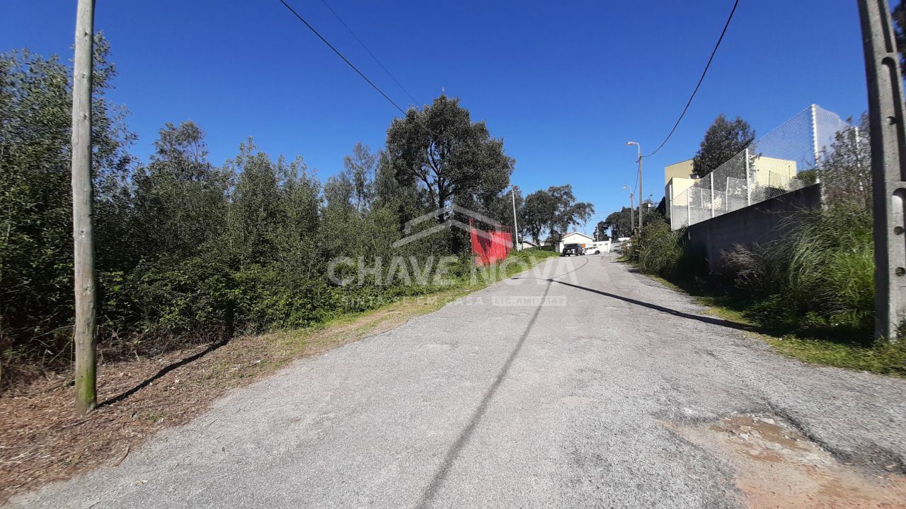 Terreno para Venda em Arcozelo