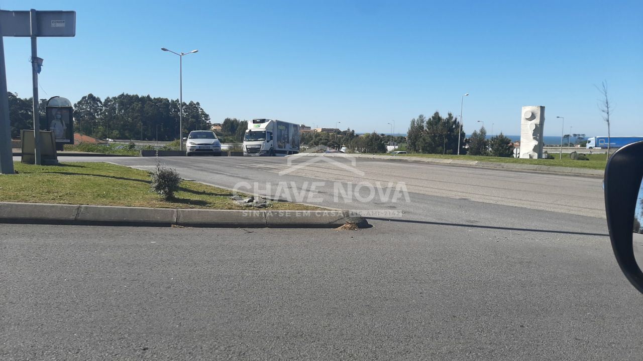 Terreno para Venda em Arcozelo