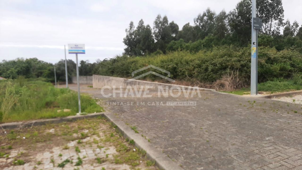 Terreno para Venda em Arcozelo