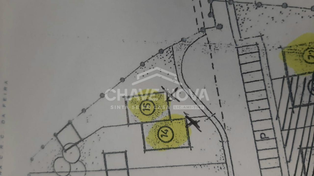 Terreno para Venda em Arcozelo