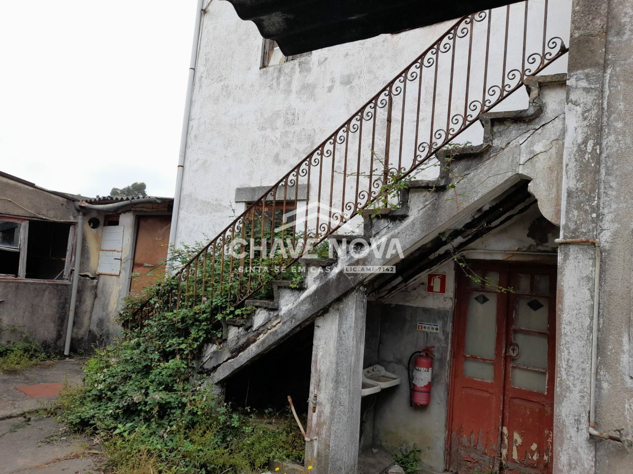 Moradia T4 para Venda em Gulpilhares e Valadares