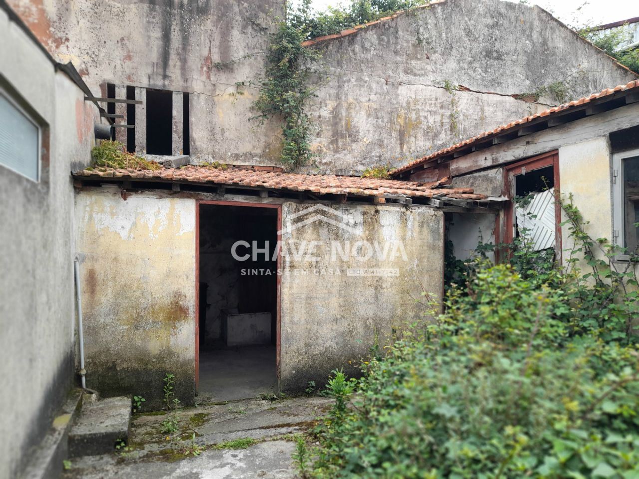 Moradia T4 para Venda em Gulpilhares e Valadares