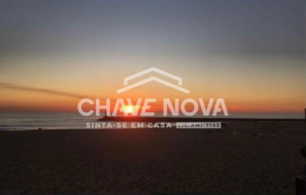 Palacete T8-  Aguda - Gaia (300mts da Praia da Aguda)