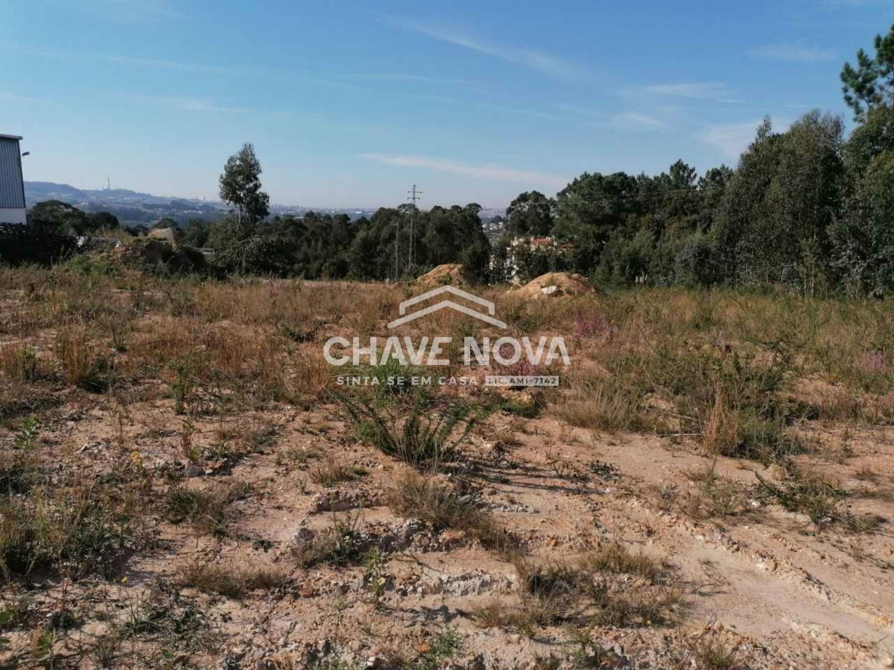 Terreno Comércio / Armazém para Venda em Gondomar (São Cosme), Valbom e Jovim