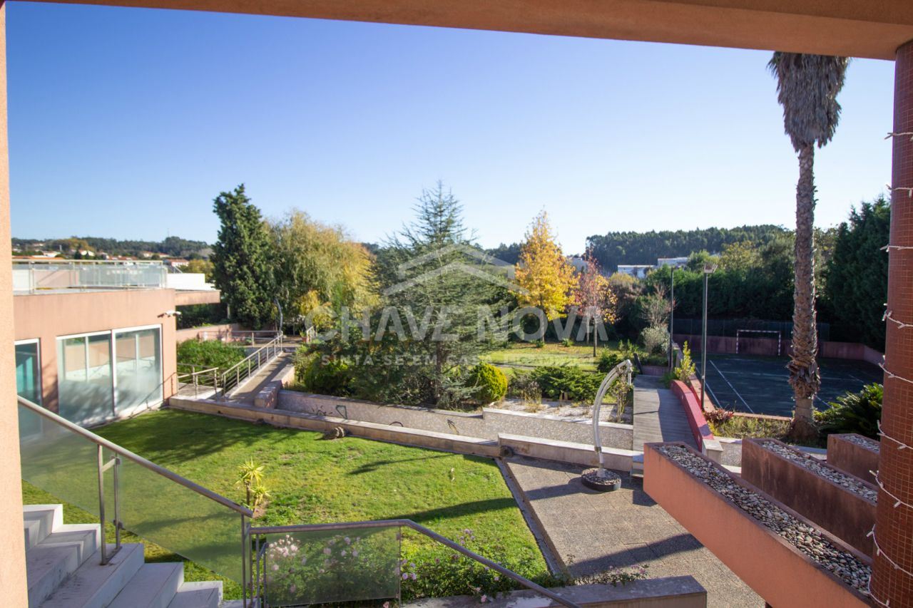 Moradia T6 para Venda em São Felix da Marinha