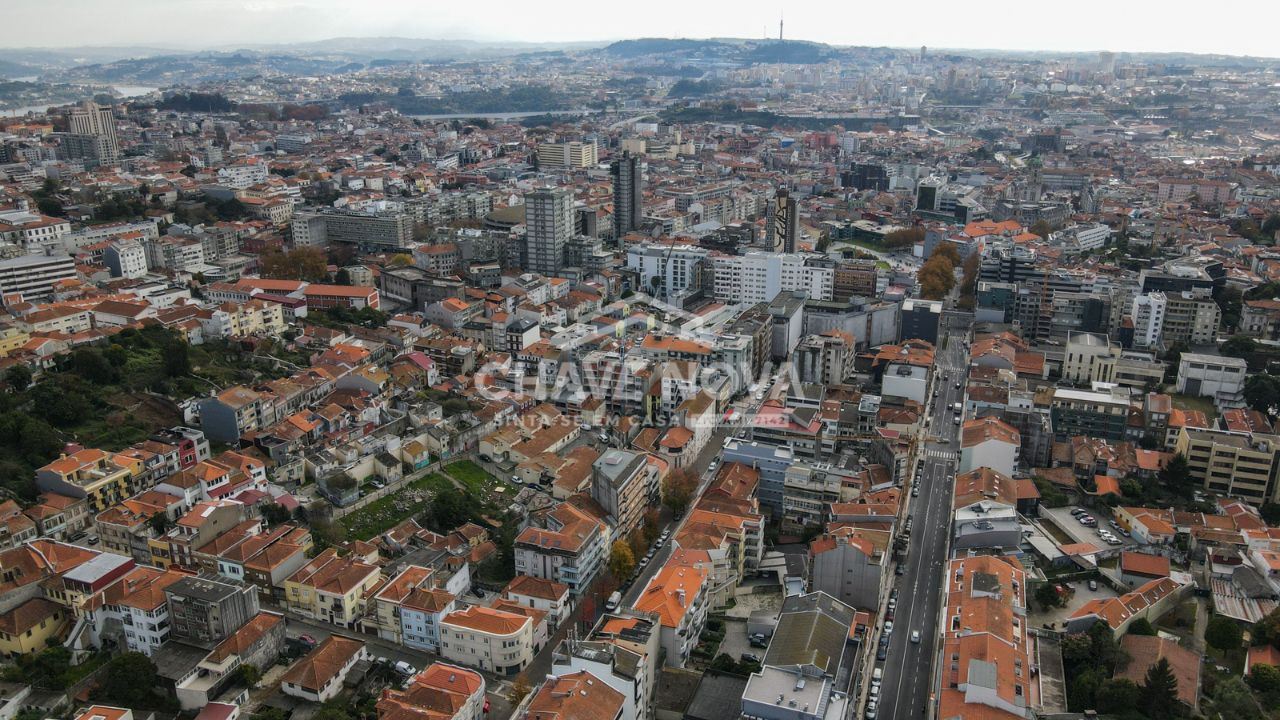 Apartamento T1 para Venda em Cedofeita, Santo Ildefonso, Sé, Miragaia, São Nicolau e Vitória Foto 18