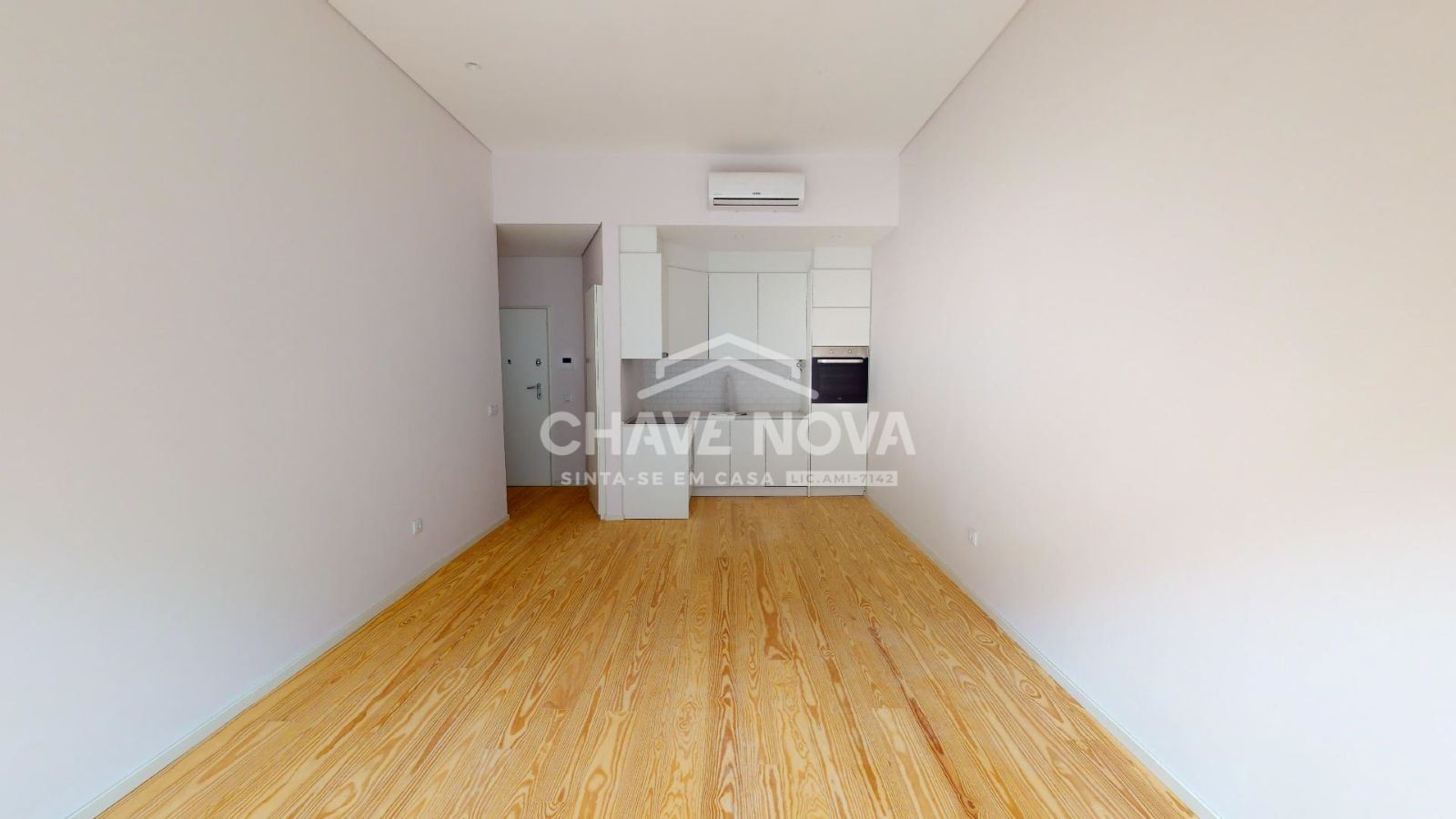 Apartamento T1 para Venda em Cedofeita, Santo Ildefonso, Sé, Miragaia, São Nicolau e Vitória Foto 1