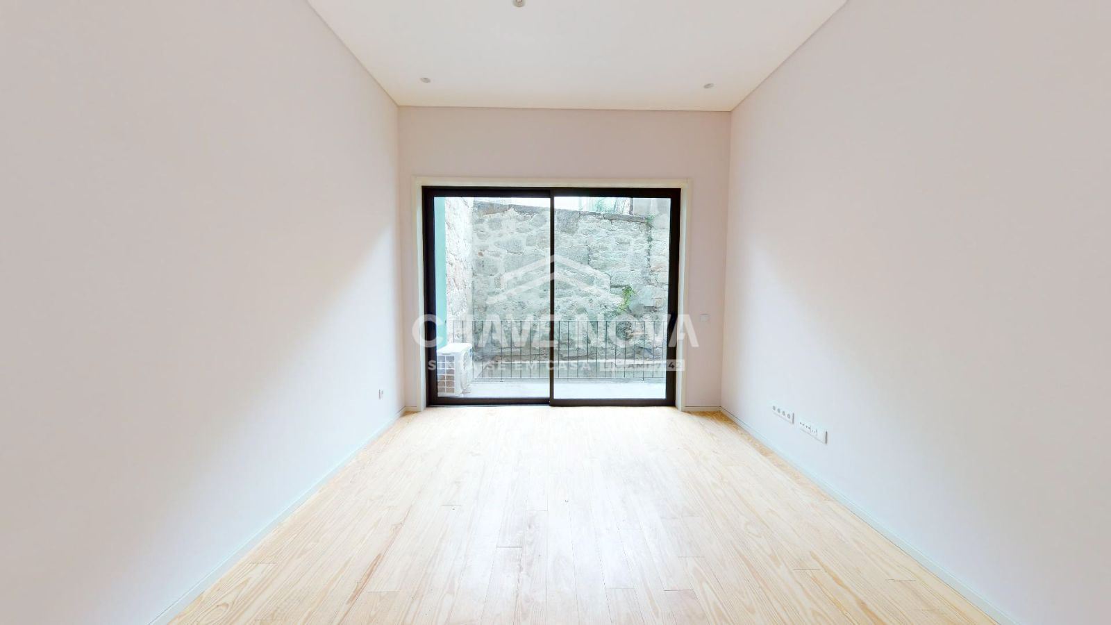 Apartamento T1 para Venda em Cedofeita, Santo Ildefonso, Sé, Miragaia, São Nicolau e Vitória Foto 3