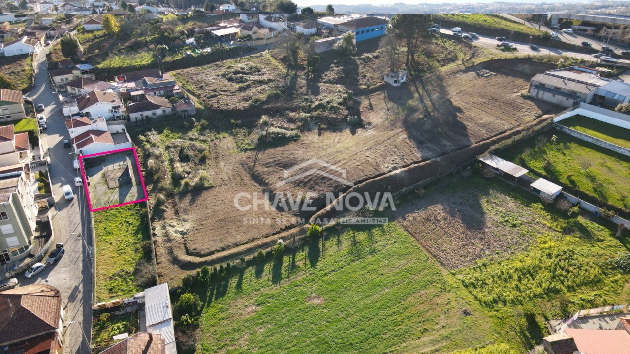 Terreno para Venda em Pedroso e Seixezelo