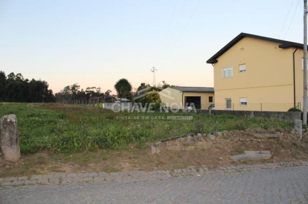 Land for sale in Vila Nova de Gaia, Portugal — €180,000