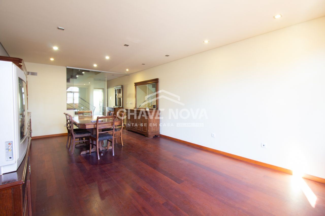 Moradia T4 para Venda em Aguçadoura e Navais