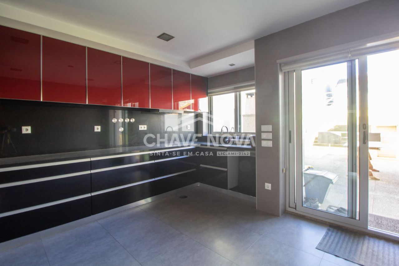 Moradia T4 para Venda em Aguçadoura e Navais