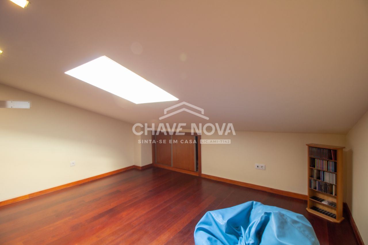 Moradia T4 para Venda em Aguçadoura e Navais