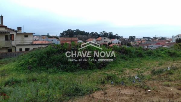 Land for sale in Vila Nova de Gaia, Portugal — €390,000