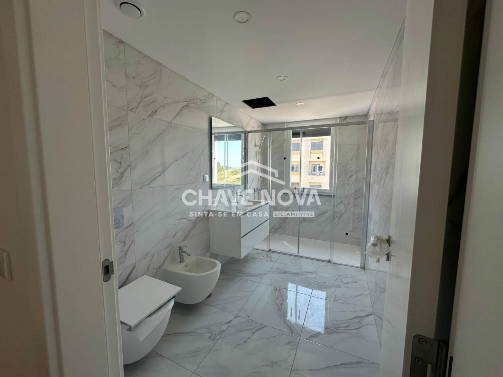 Apartamento T2 novo no Garden Residence, Urbanização Portela da Vila,  em Ramalhal, Torres Vedras.
