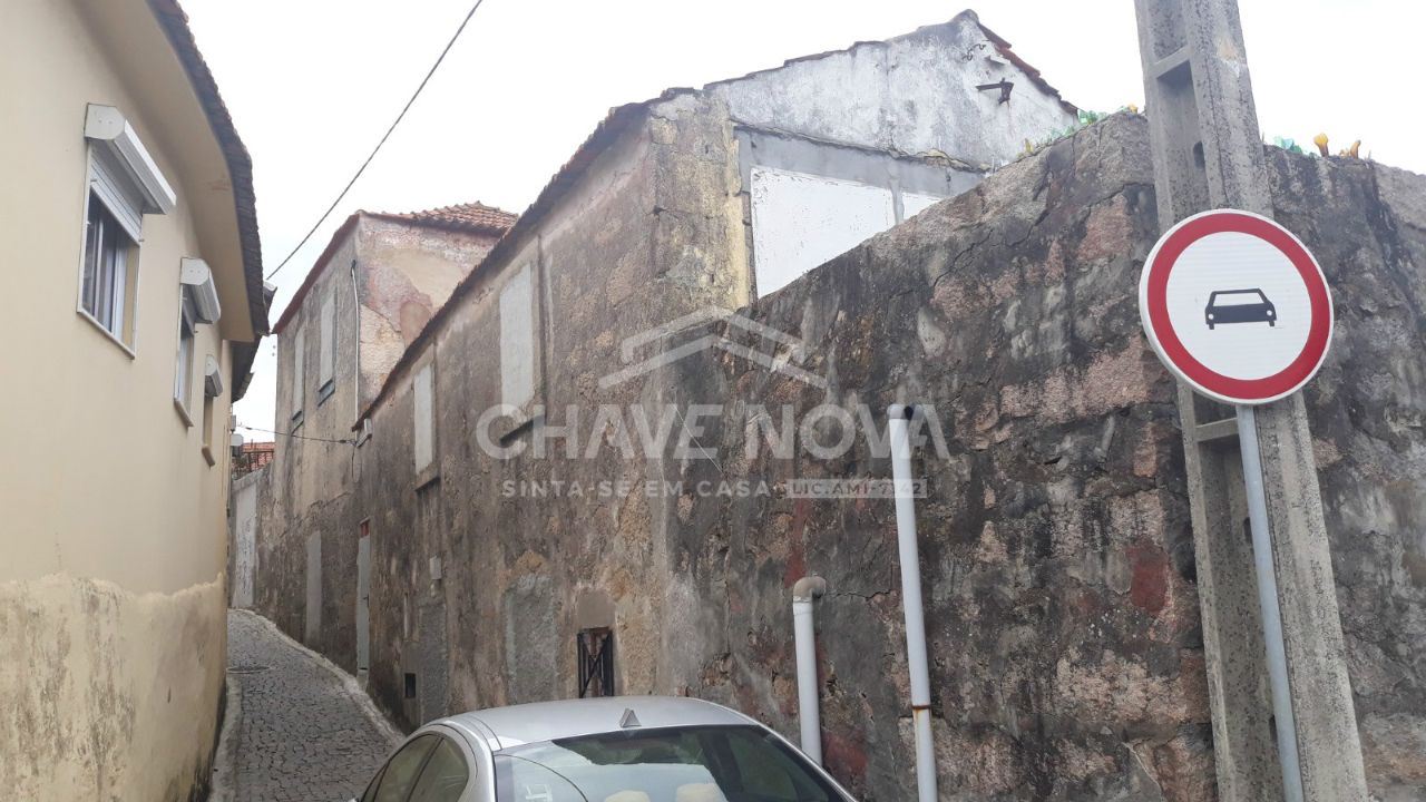 Moradia T1 para Venda em Canidelo