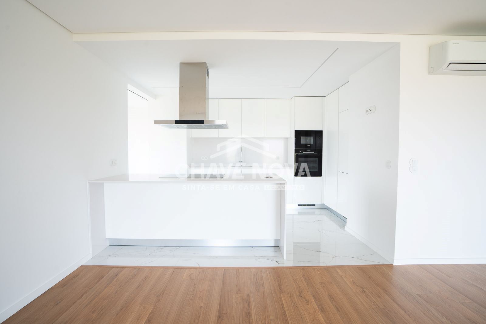 T2 Novo c/ Varanda e Lugar de Garagem em Avintes