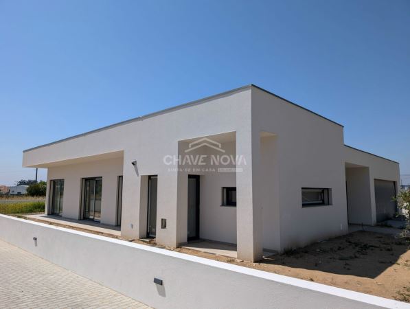 Moradia Isolada T4 próxima de Aveiro