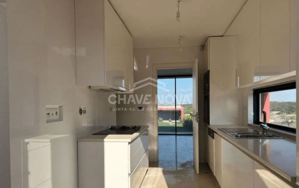 Moradia V 3 com piscina em condomínio de Luxo no Resort Bom Sucesso Óbidos