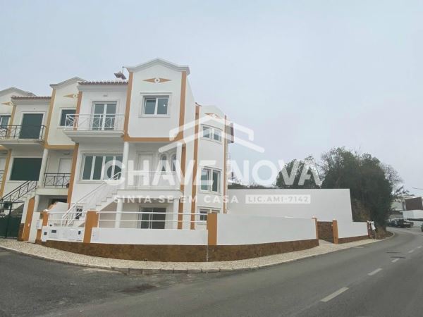 Moradia com vista mar na Ericeira
