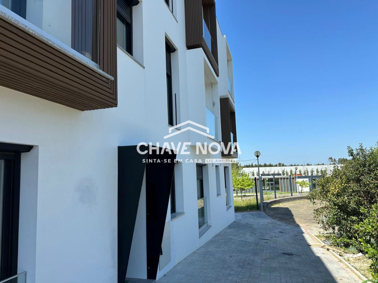 Apartamento T2 c/suite - Construção de excelencia no Garden Residence Torres Vedras