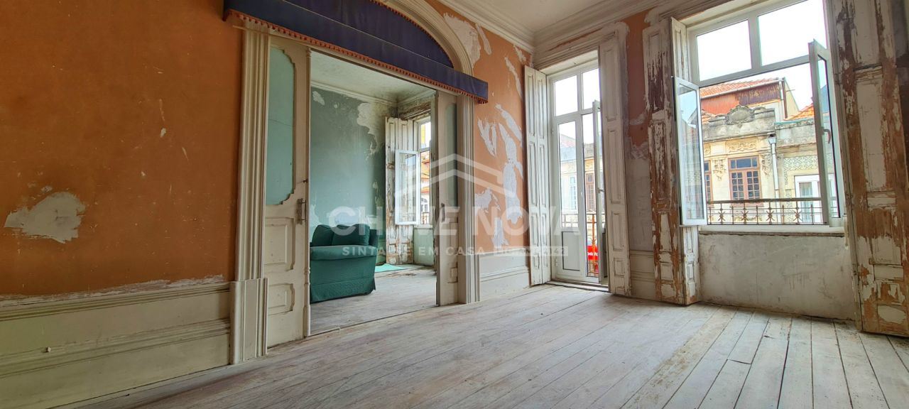 Prédio para Venda em Custóias, Leça do Balio e Guifões