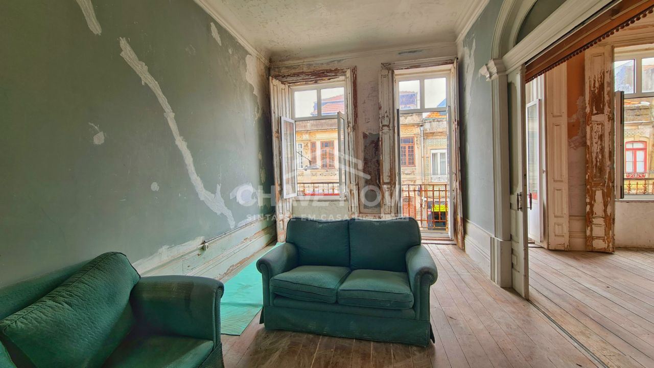 Prédio para Venda em Custóias, Leça do Balio e Guifões