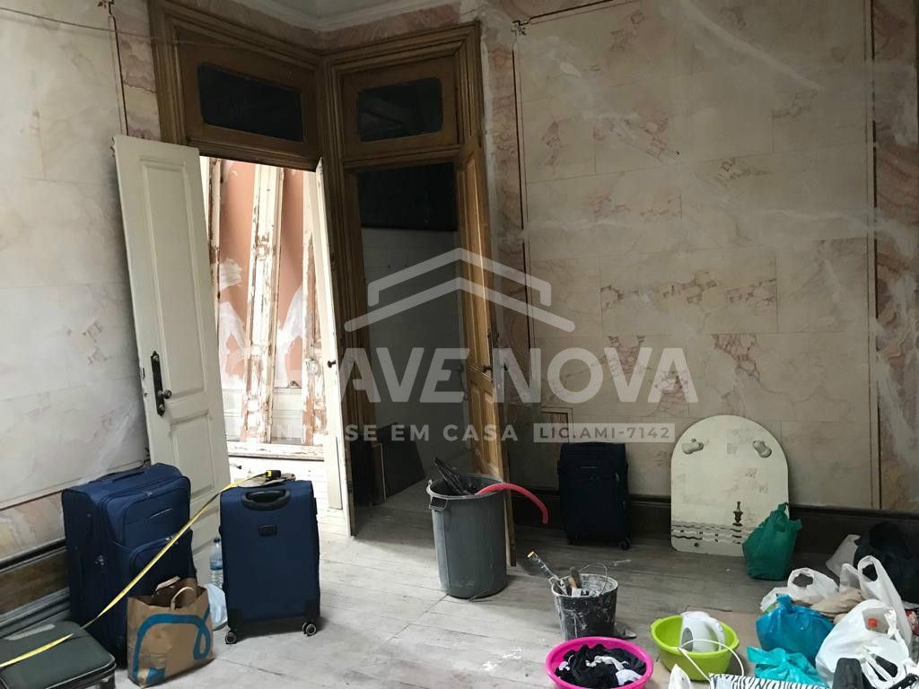 Prédio para Venda em Custóias, Leça do Balio e Guifões