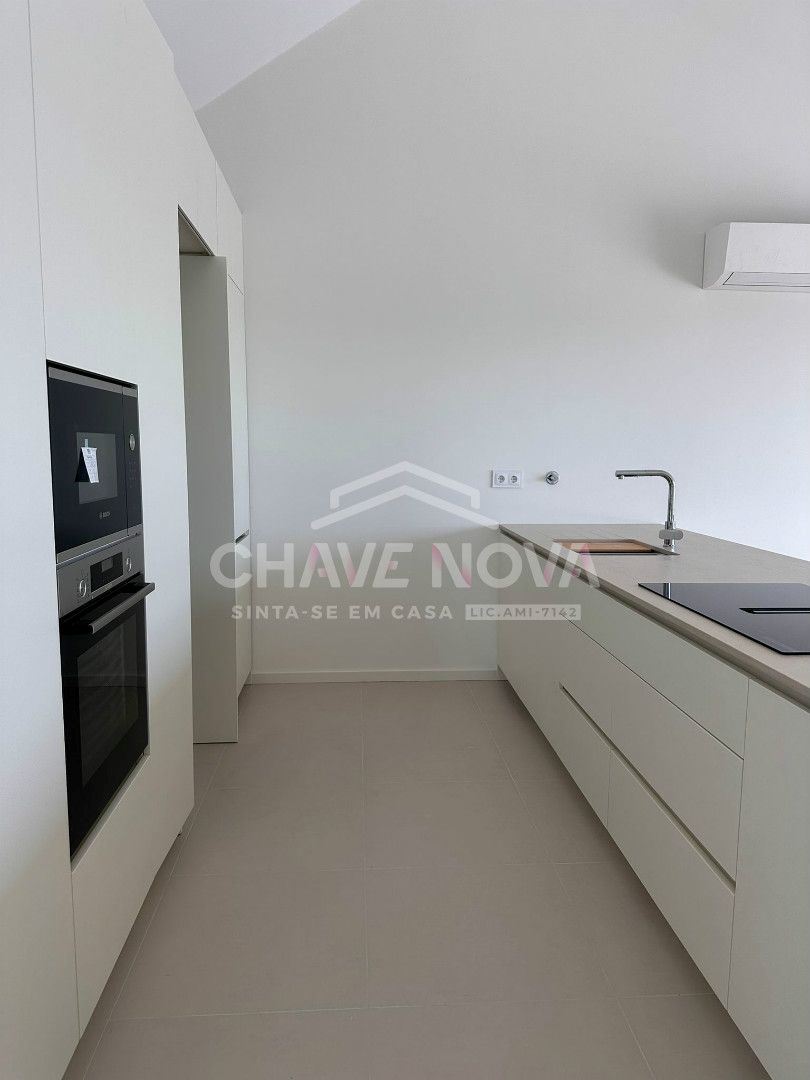 Apartamento T3 Duplex Moderno no Edif Vision Agras (perto da A25)