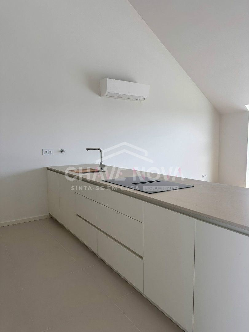 Apartamento T3 Duplex Moderno no Edif Vision Agras (perto da A25)