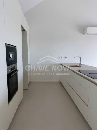 Apartamento T3 Duplex Moderno no Edif Vision Agras (perto da A25)