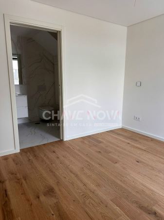 Apartamento T3 Duplex Moderno no Edif Vision Agras (perto da A25)